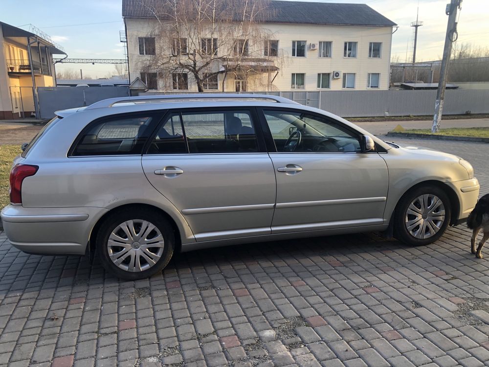 Toyota Avensis 2006, 1,8 Бензин