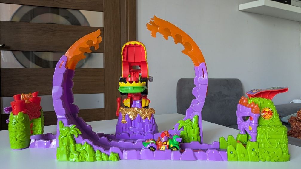T-racers Dragon Loop