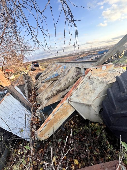 Продам комбайн Славутич