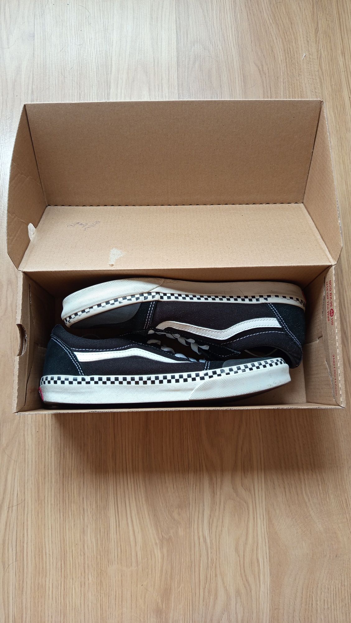 Sapatilhas Vans Ward Dw tamanho 39