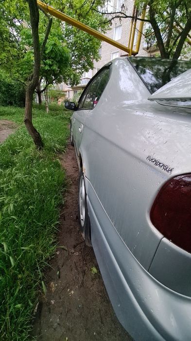 Subaru Legacy 2.0 газ/бензин