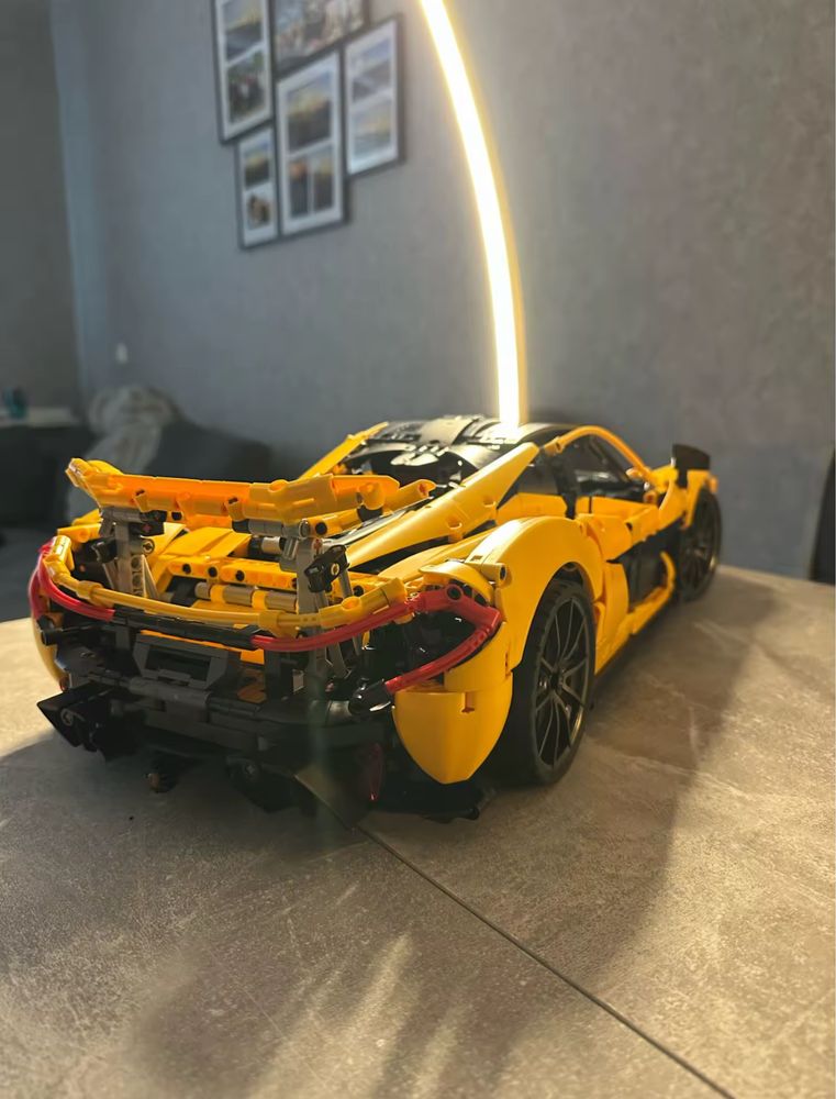 Конструктор Lego Technic McLaren P1 42172 3893 деталі
