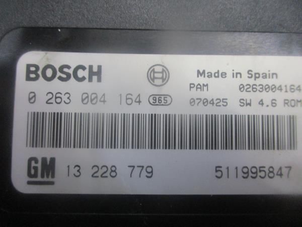 Caixa fusíveis / SAM / BSI OPEL Astra H Hatchback (L48)