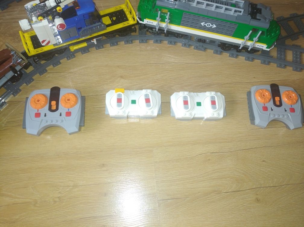 Lego City 4 Oryginalne Pociągi!