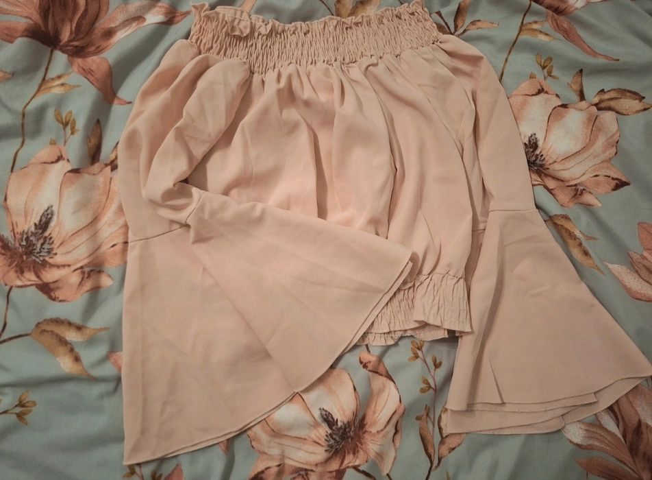 Różowa hiszpanka New Collection