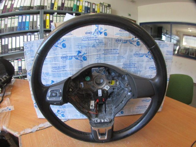 Volante 61976150D VW POLO 6R FASE 1 2014 1.6TDI 90CV 5P VERMELHO VW POLO 5 6R FASE 1 2012 1.6TDI 90CV 5P CINZA ESCURO