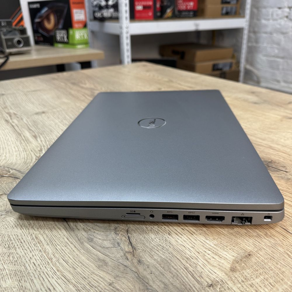 Ноутбук Dell Latitude 5511  i7-10850H/32Gb/512SSD GeForce MX250 2Gb