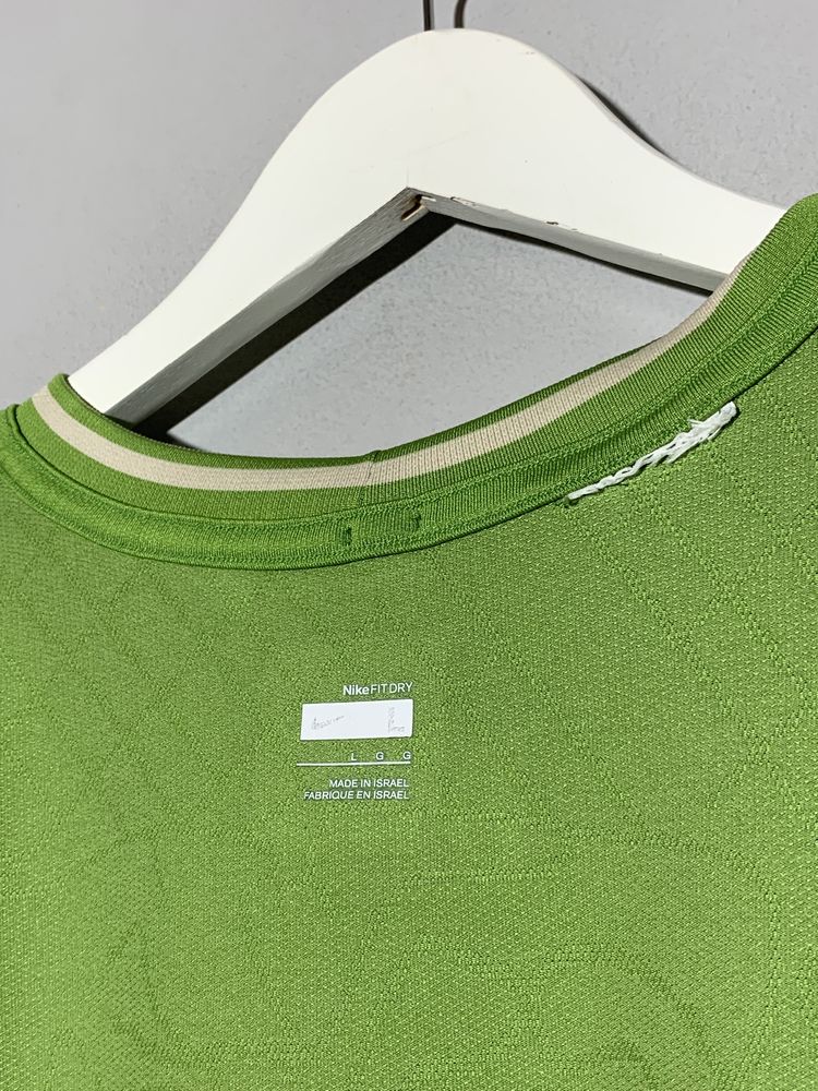 Спортивна Футболка Nike