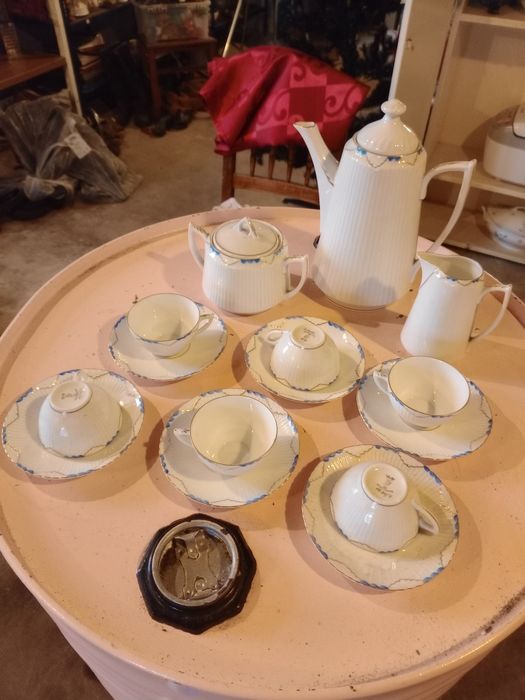 Serviço de café fabricado entre 1904/1934.