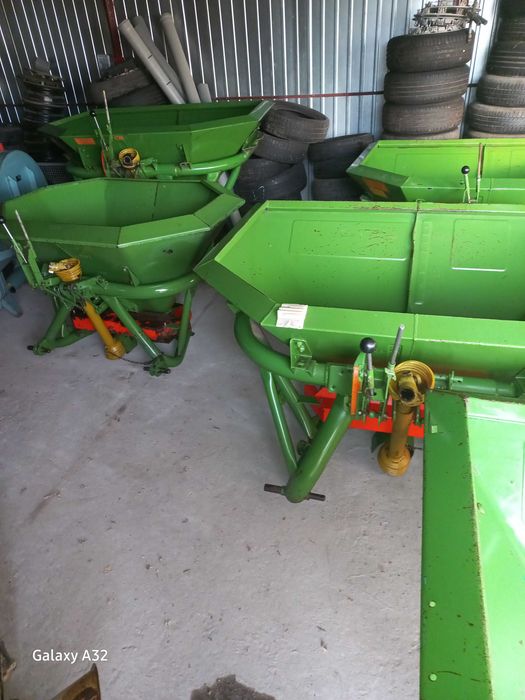 Rozsiewacz Amazone ,Rauch MDS 932R, ZA-F 403,604*804 *hydraulika 900l