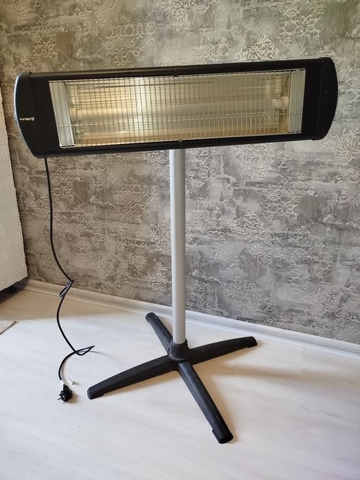 Уфо. Обогреватель. Камин. Delfa 2300ватт