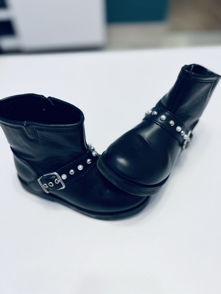 Botki zara r. 25