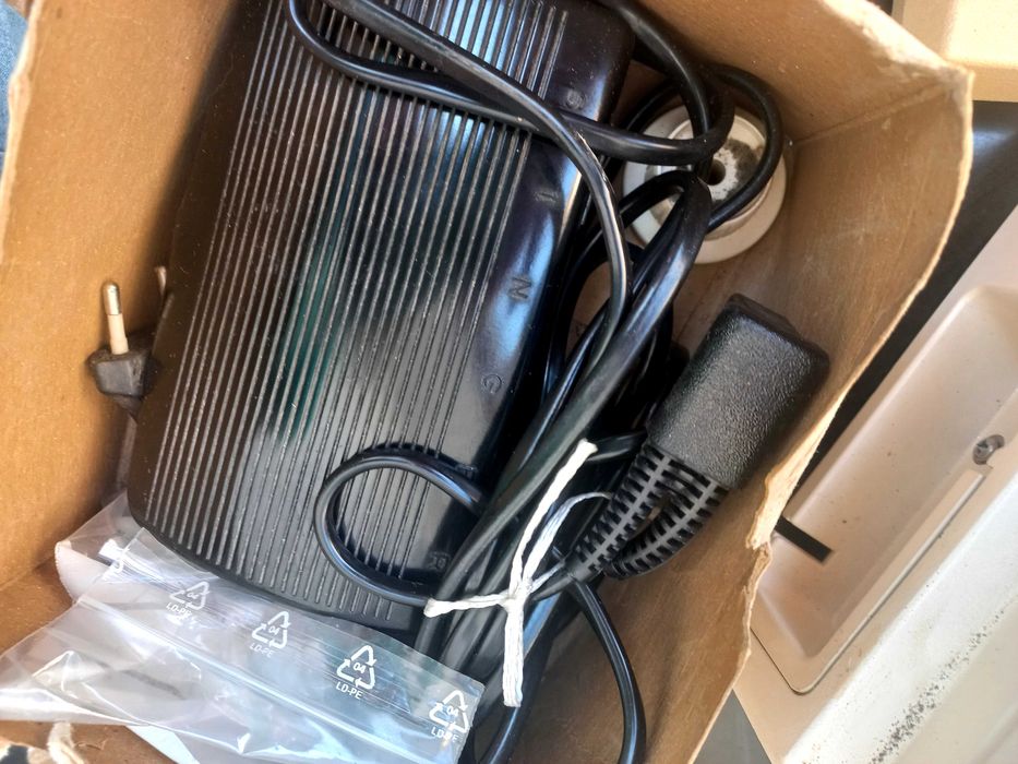 máquina de costura Singer 560