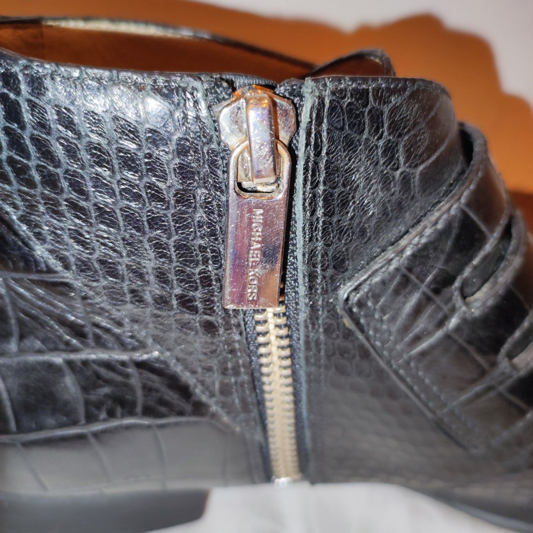 Botki czarne firmy Michael Kors rozm. 38
