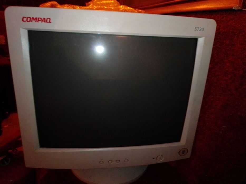 Monitor compaq s720