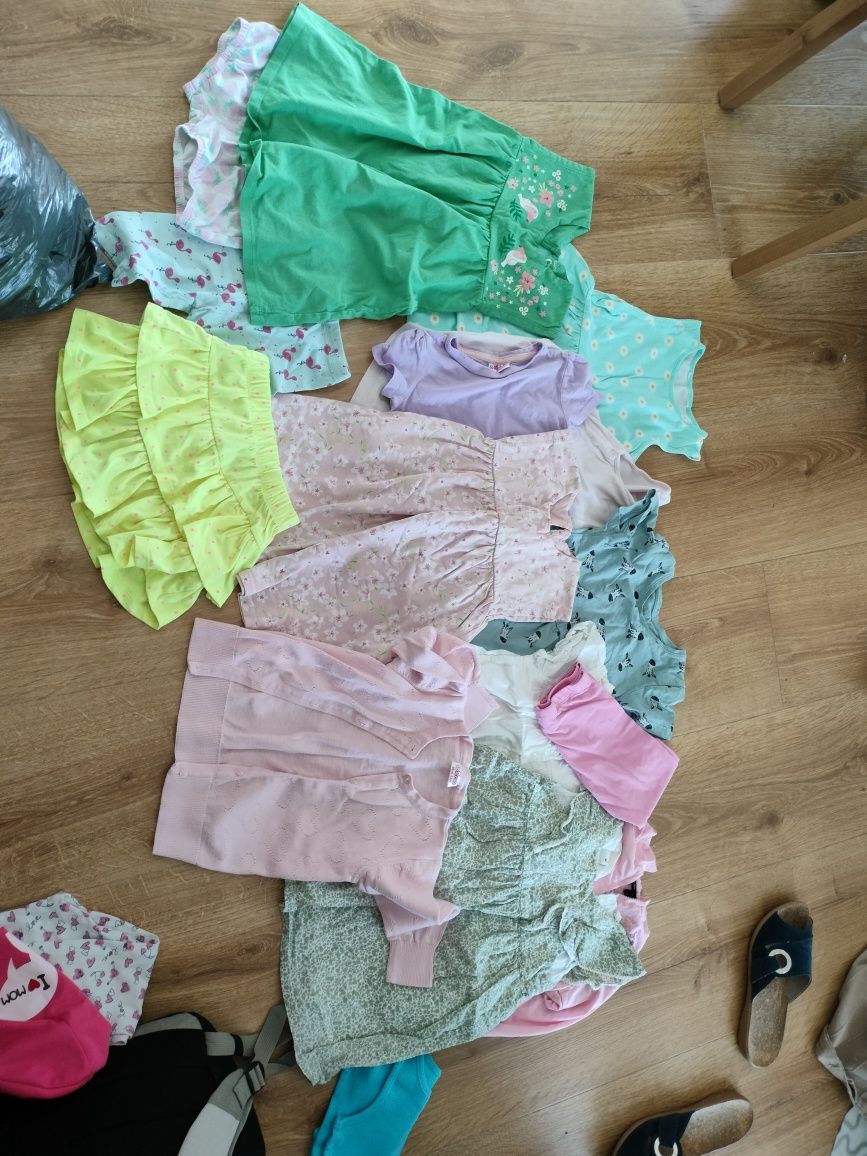 Paka ciuszkow, sukienki rozm 98 c&a, h&m