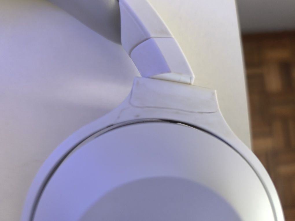 Razer barracuda X wireless