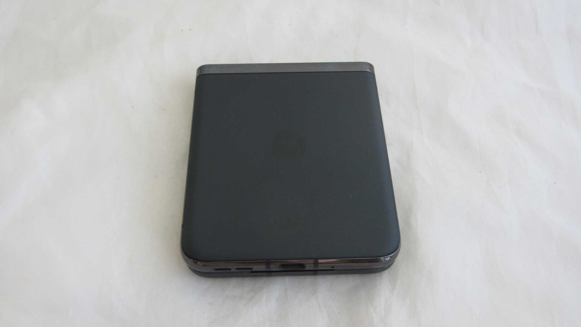 Motorola Moto Razr 40 Ultra 8/256GB Infinite Black