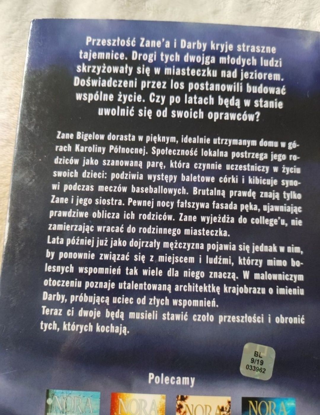 Książka W poszukiwaniu prawdy, autor Nora Roberts.