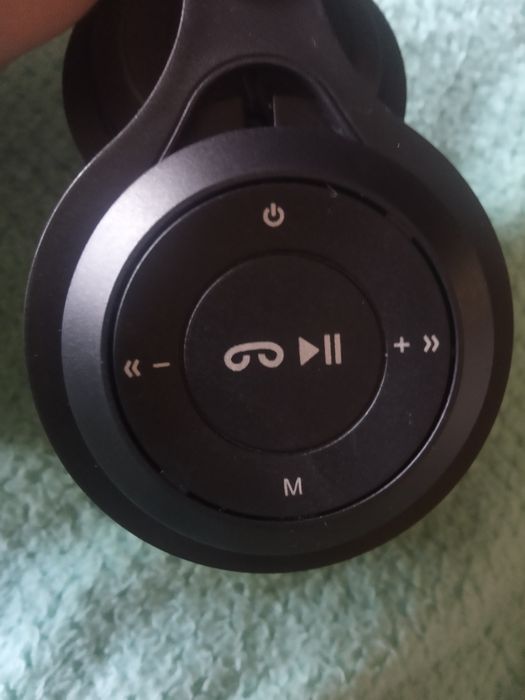 Бездротові Bluetooth навушники