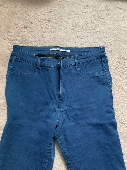 Spodnie jeansowe zara