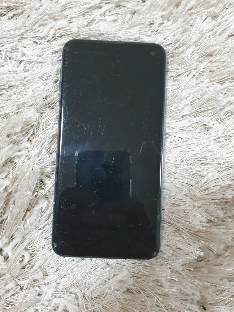 Samsung Galaxy s10e 6/128 2 sim Exynos, смартфон, самсунг, телефон