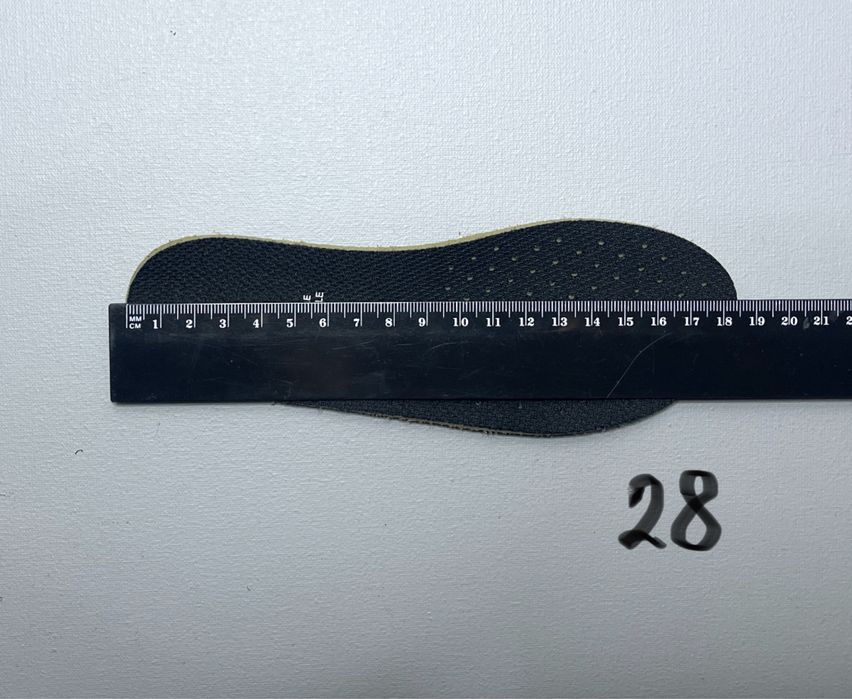 Нові дитячі черевики Geox,28,,