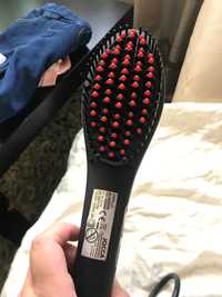 Escova de alisar cabelo