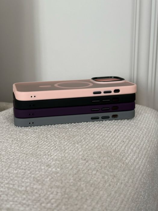 Матовий чохол із MagSafe для iPhone 12, 13 pro, 15, 16, 16 pro max