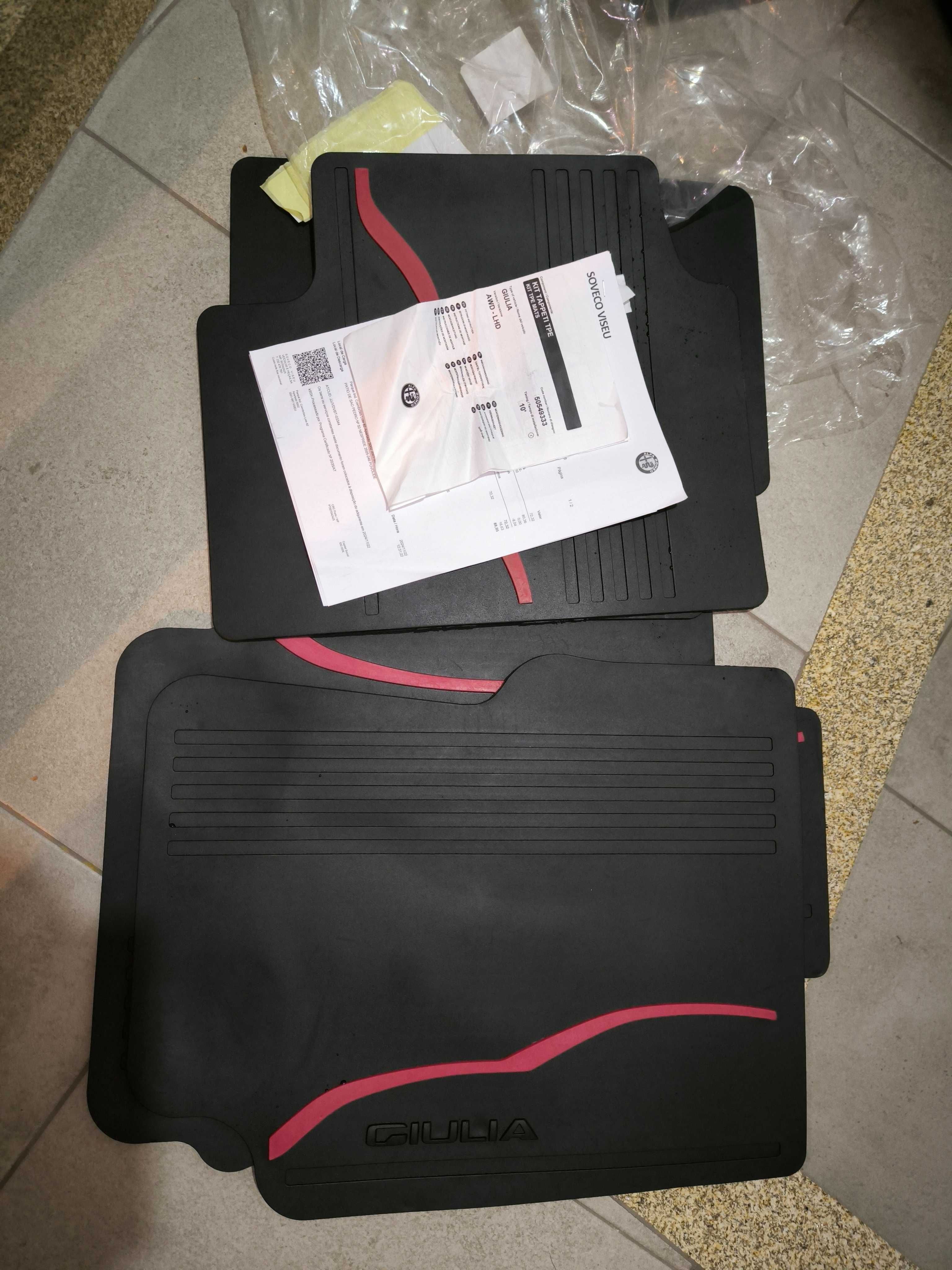 Tapetes de borracha Alfa Romeo Giulia