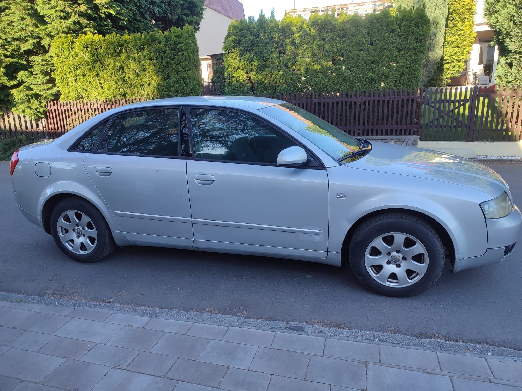 Audi A4 2.0 klimatyzacja LPG