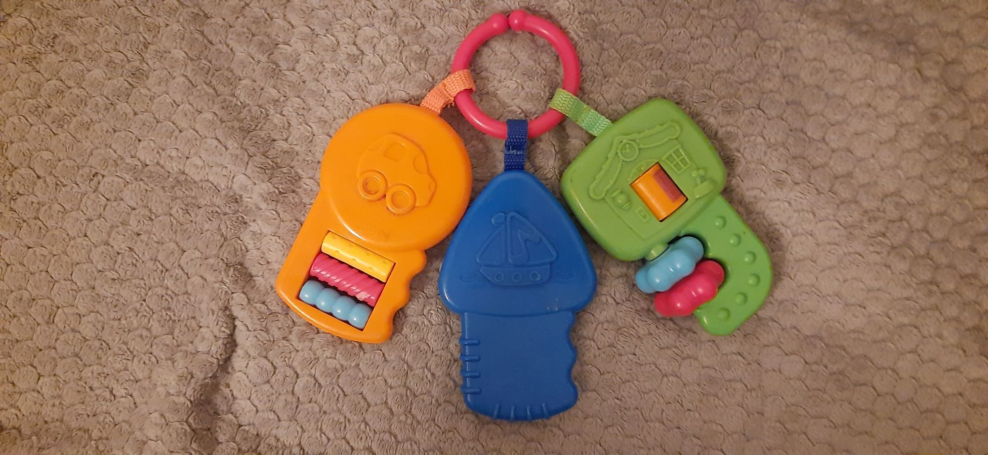 Zawieszka  grzechotka klucze Fisher Price