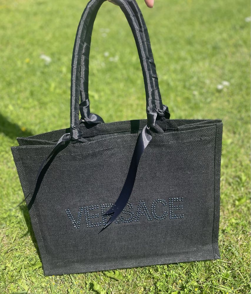 Czarna torba shopper na ramie jutowa z cyrkoniami