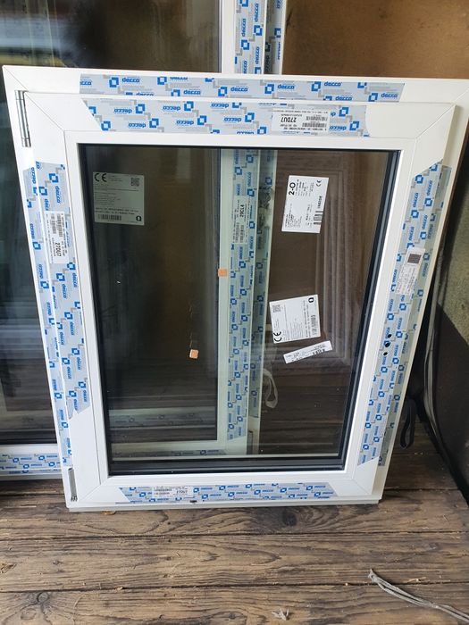 Okno PVC nowe biale 800 x 980