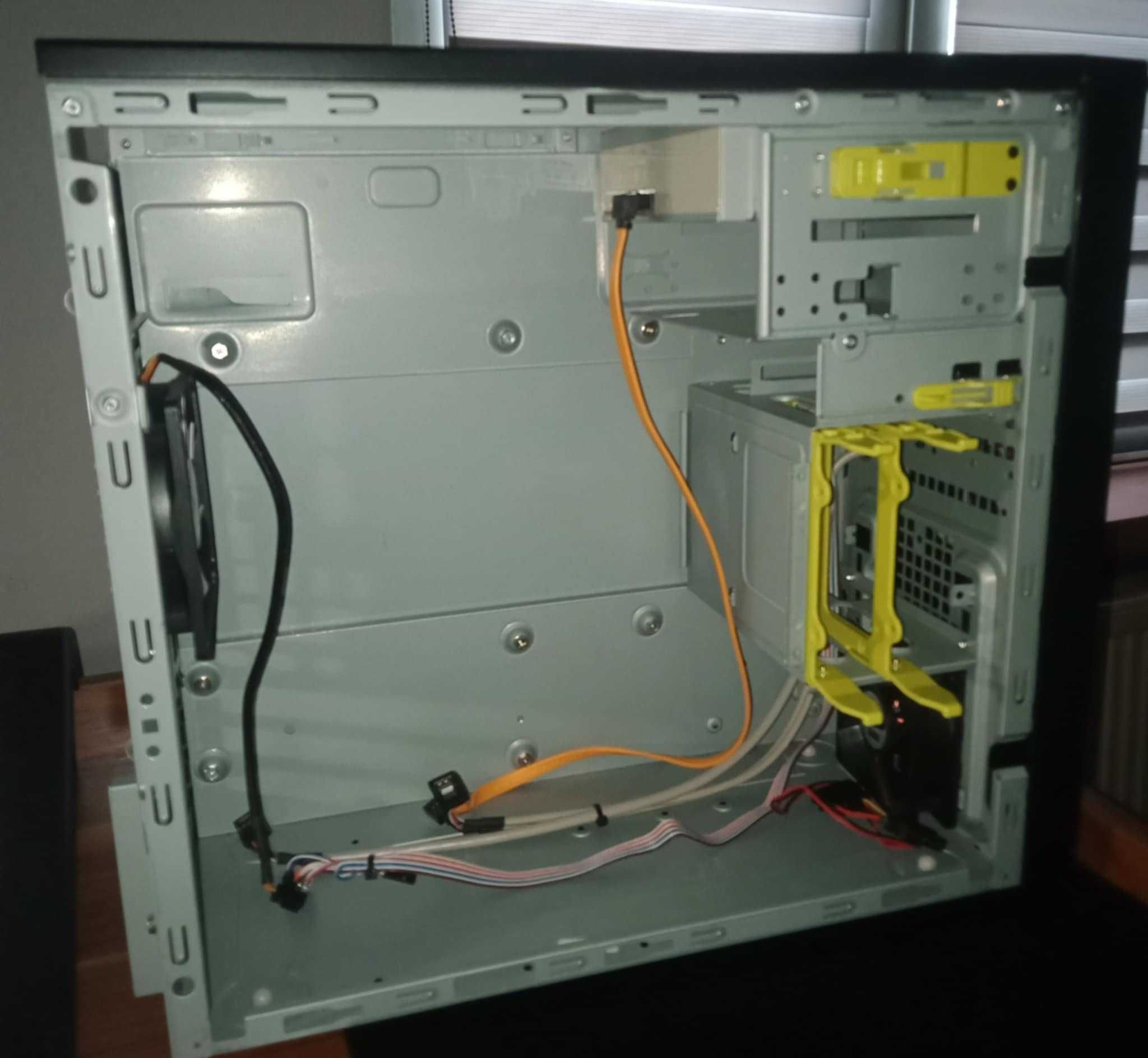 Obudowa komputerowa Hyrican mATX,ITX USB 3.0, 2szt. wentylator, DVD-RW