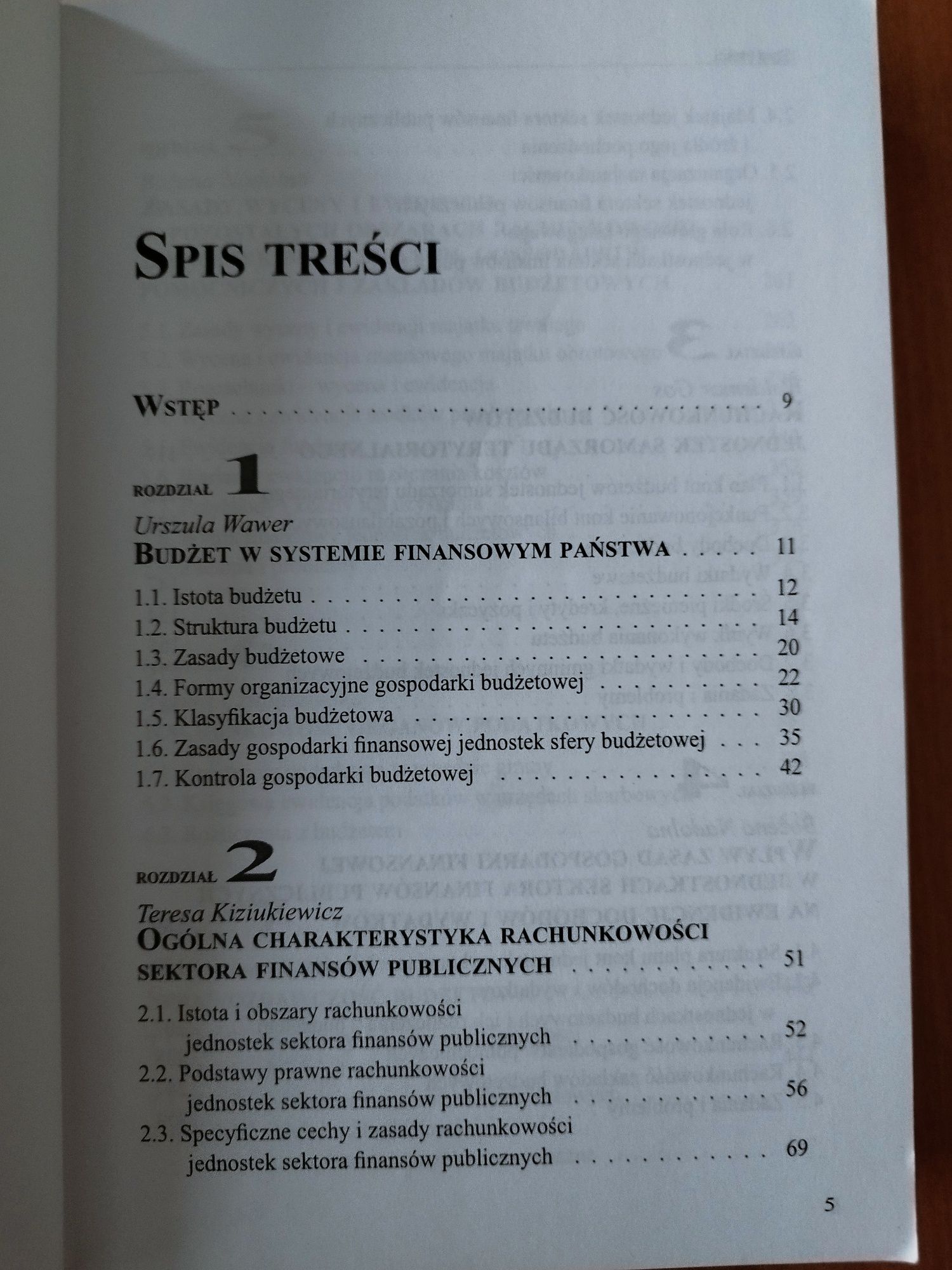 Rachunkowość w jedn. sektora finansów publ. - T. Kiziukiewicz