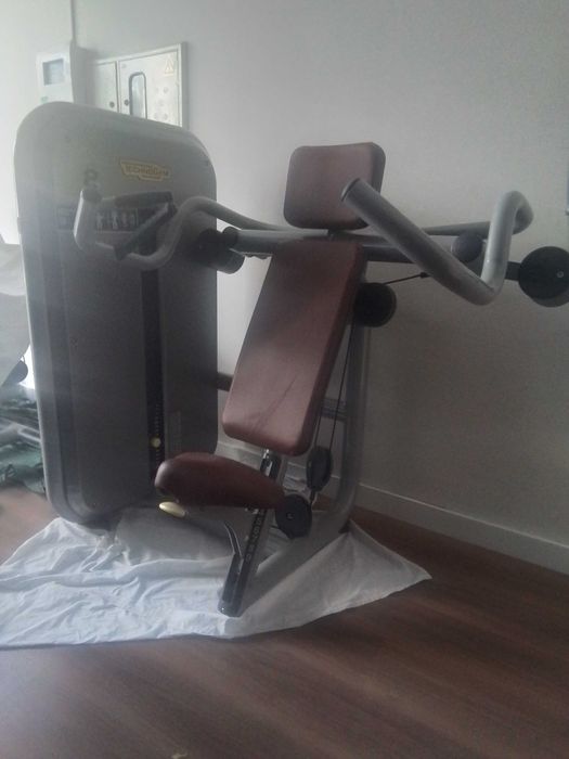 Shoulder Press Technogym