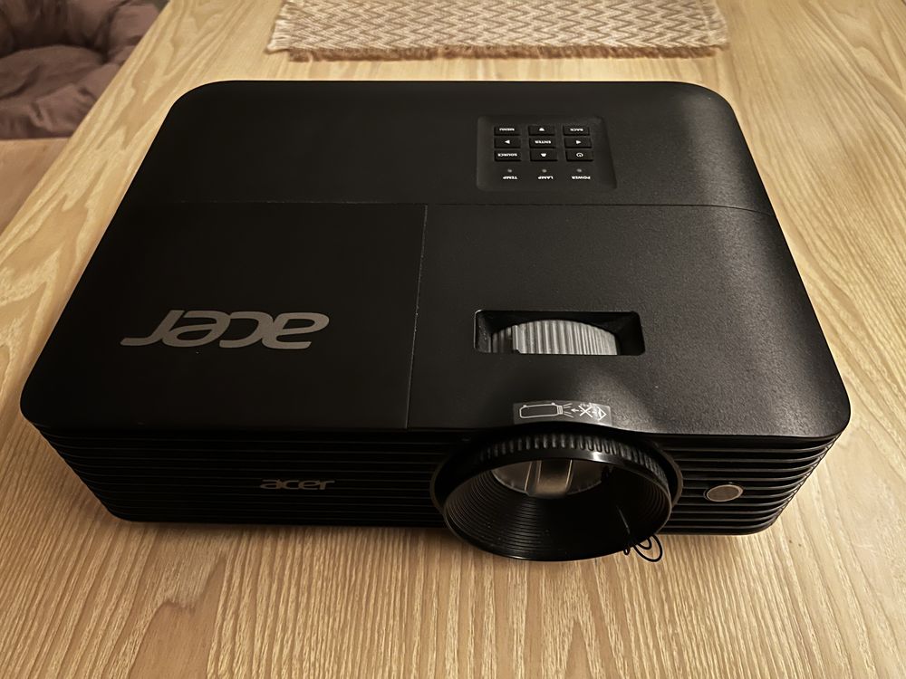 Projektor Acer DSV1844