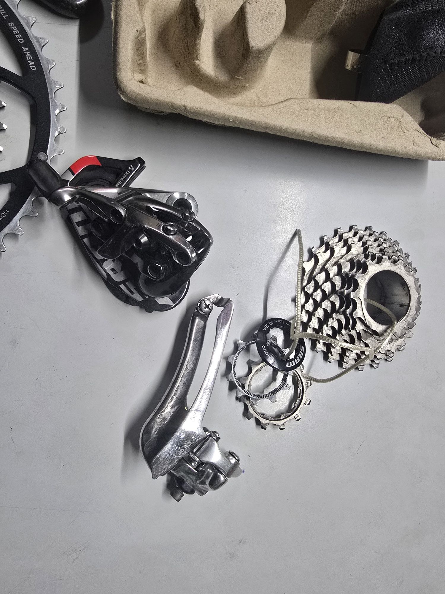 Material de estrada sram red