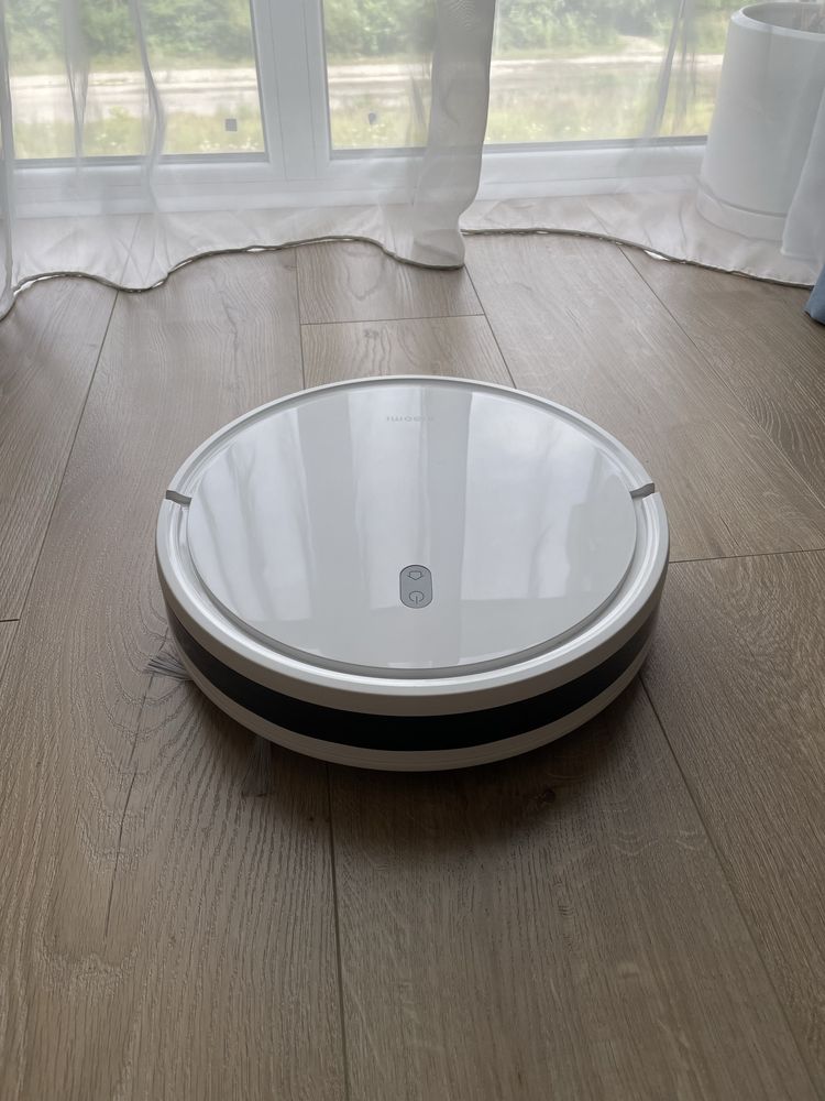Робот-пилосос Xiaomi Robot Vacuum E10