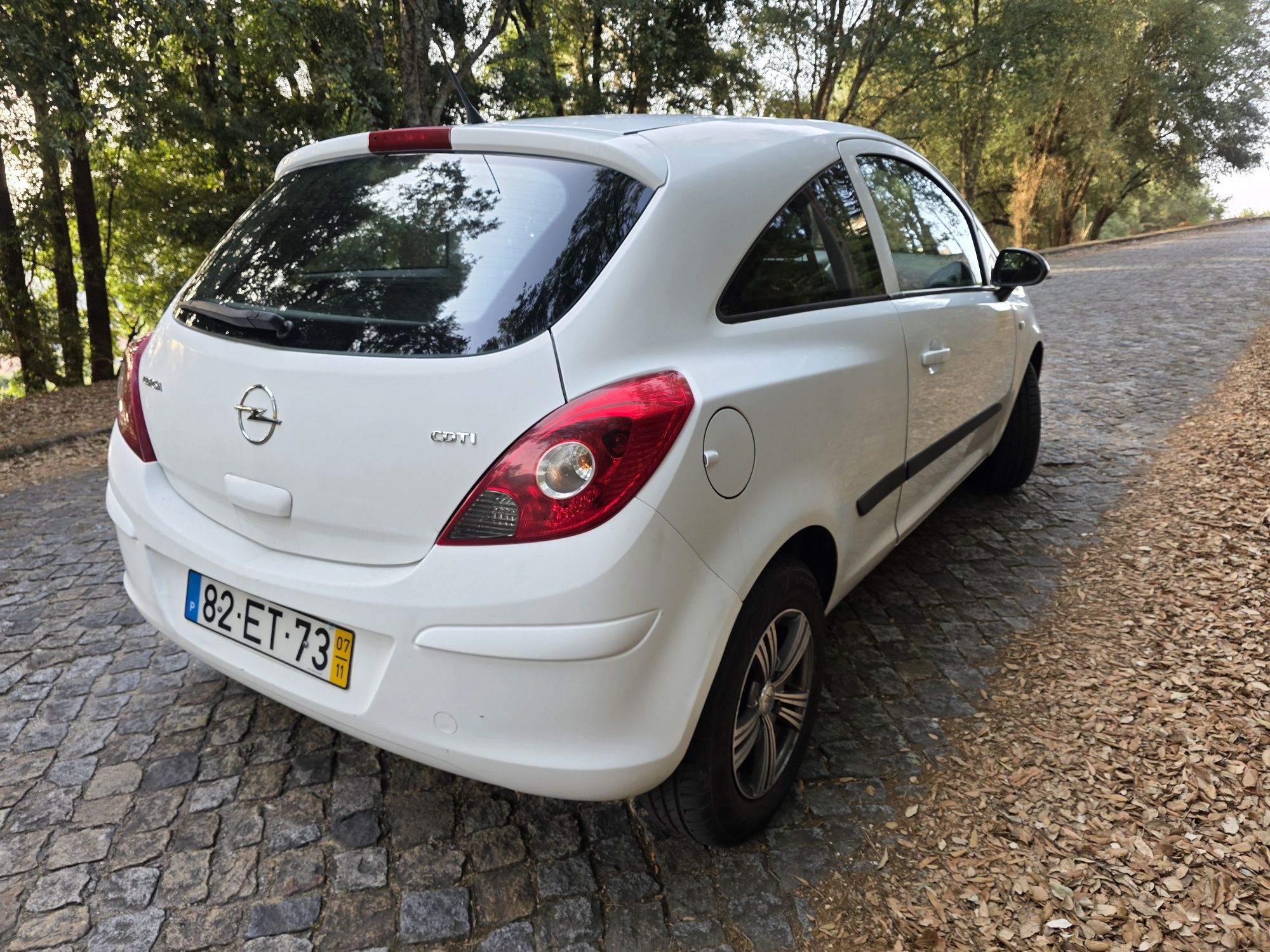 Opel corsa d 1.3 cdti 2 lugares