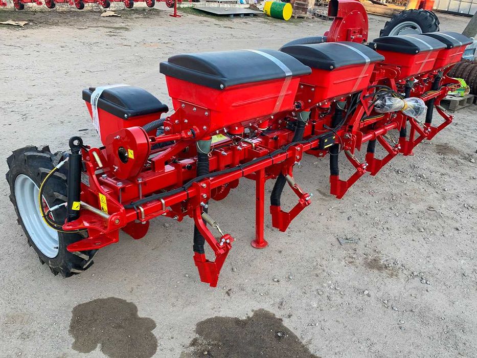 Банка тукова УПС апарат туковисівний під добрива КРН