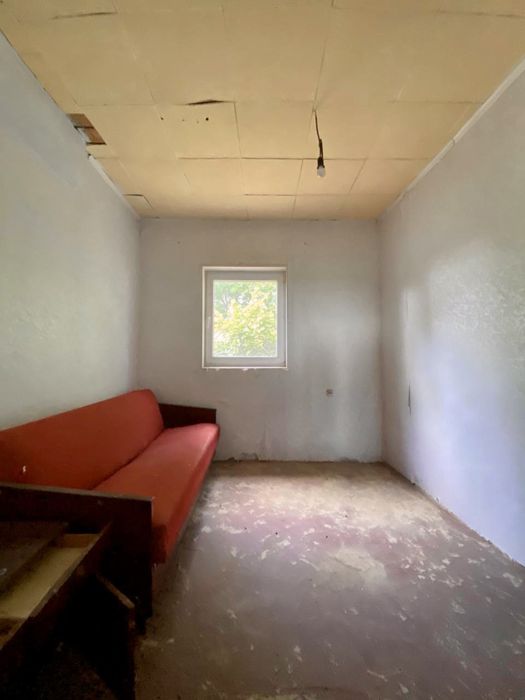 Продам дачу в мальовничому місці біля річки