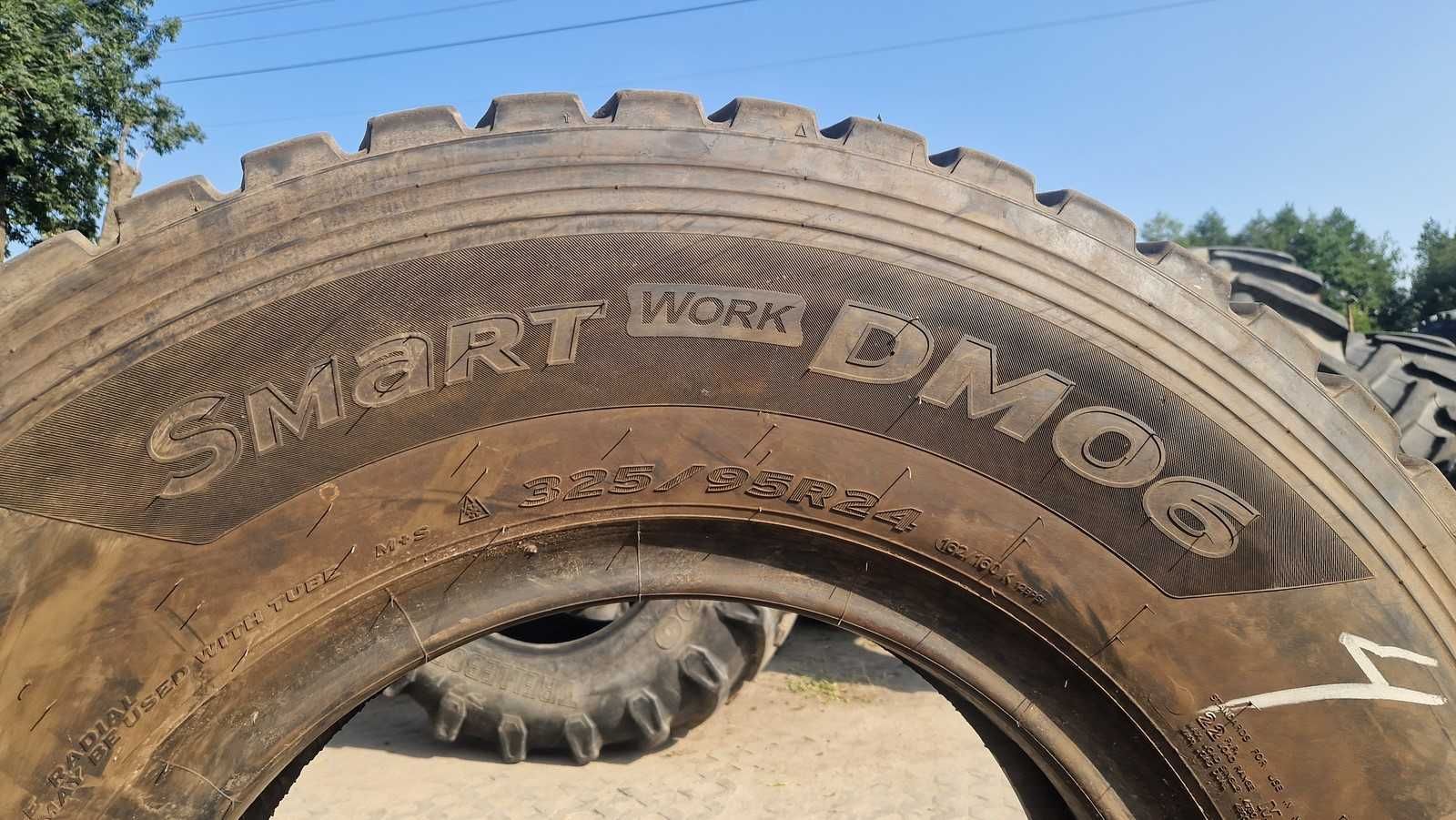 325/95r24 12.00r24 12.00-24 Hankook smartwork DM06 2019r bez napraw