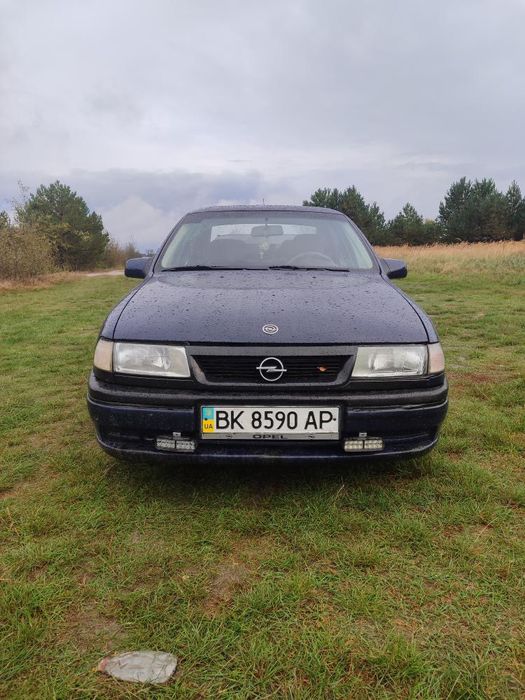 Продам авто в хорошому стані, сів, поїхав.