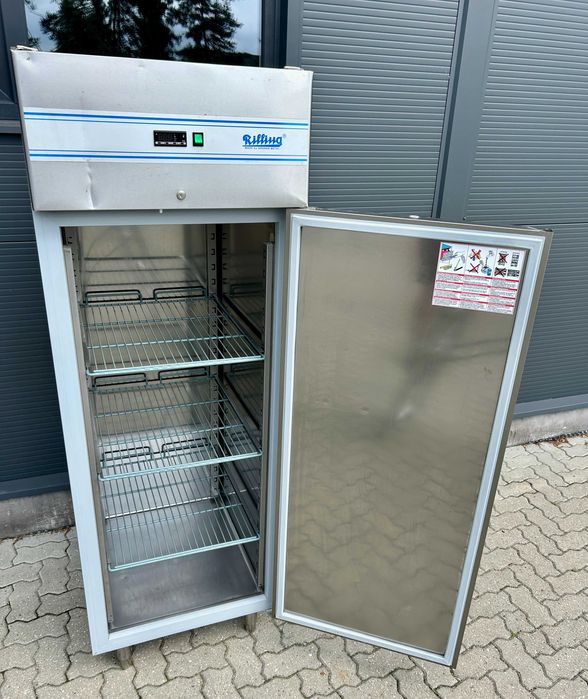 Szafa Chłodnicza RILLING 600L Lodówka Chłodnia 69x81x205CM