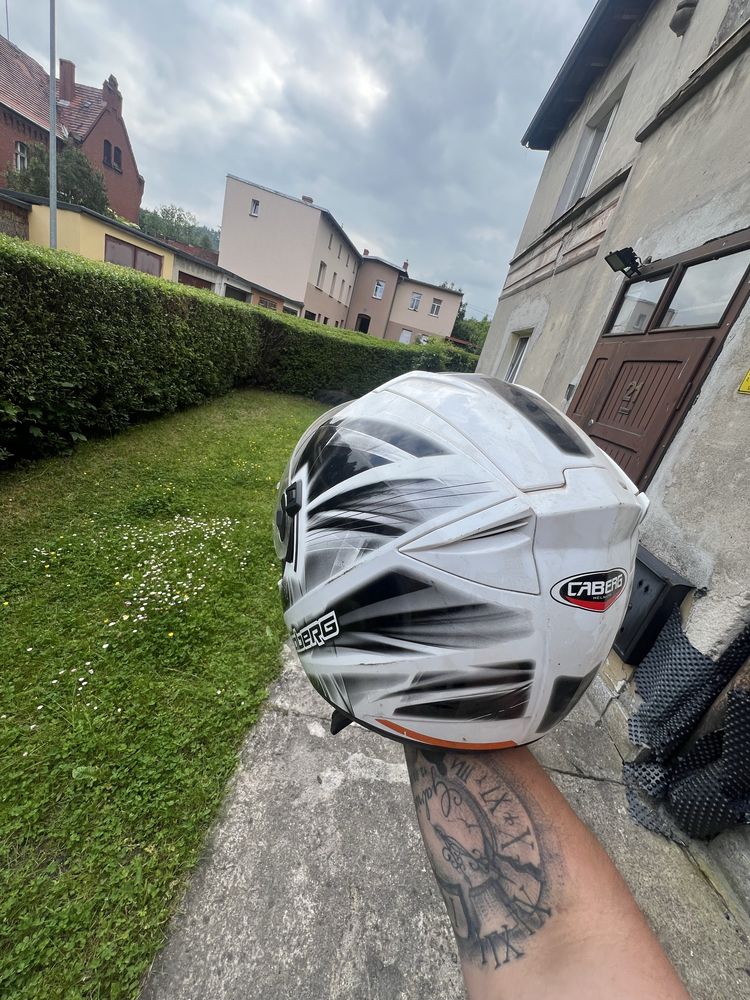 Kaski motocyklowe xl