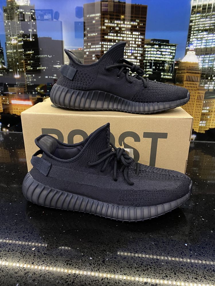 Buty Adidas Yeezy Boost 350 V2 ONYX r. 46 US 11.5 - Nowe i Oryginalne