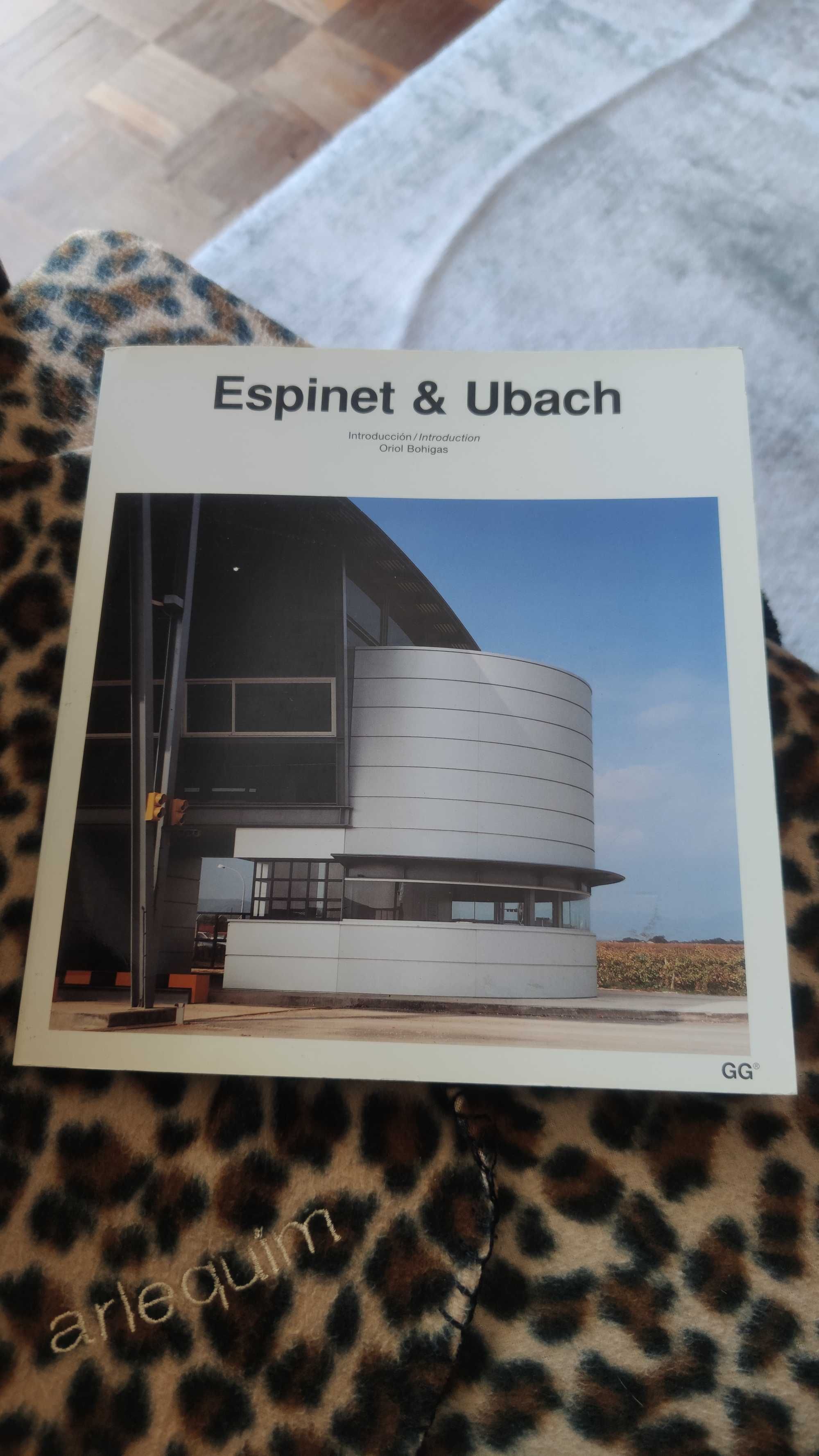 Livro Espinet & Ubach, GG