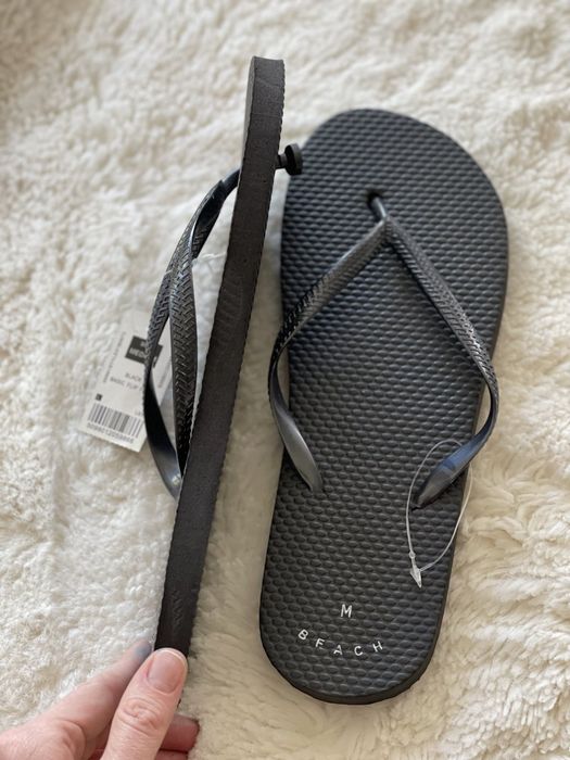 Жіночі шльопанці